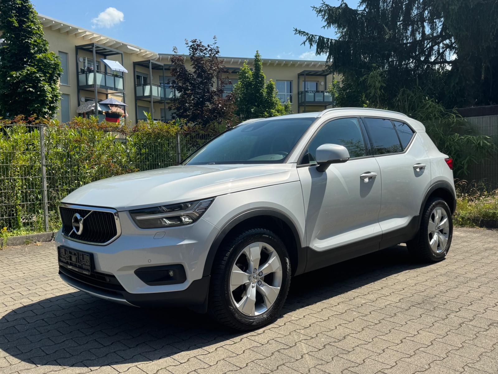 Volvo XC 40 XC40 Momentum Pro 2WD