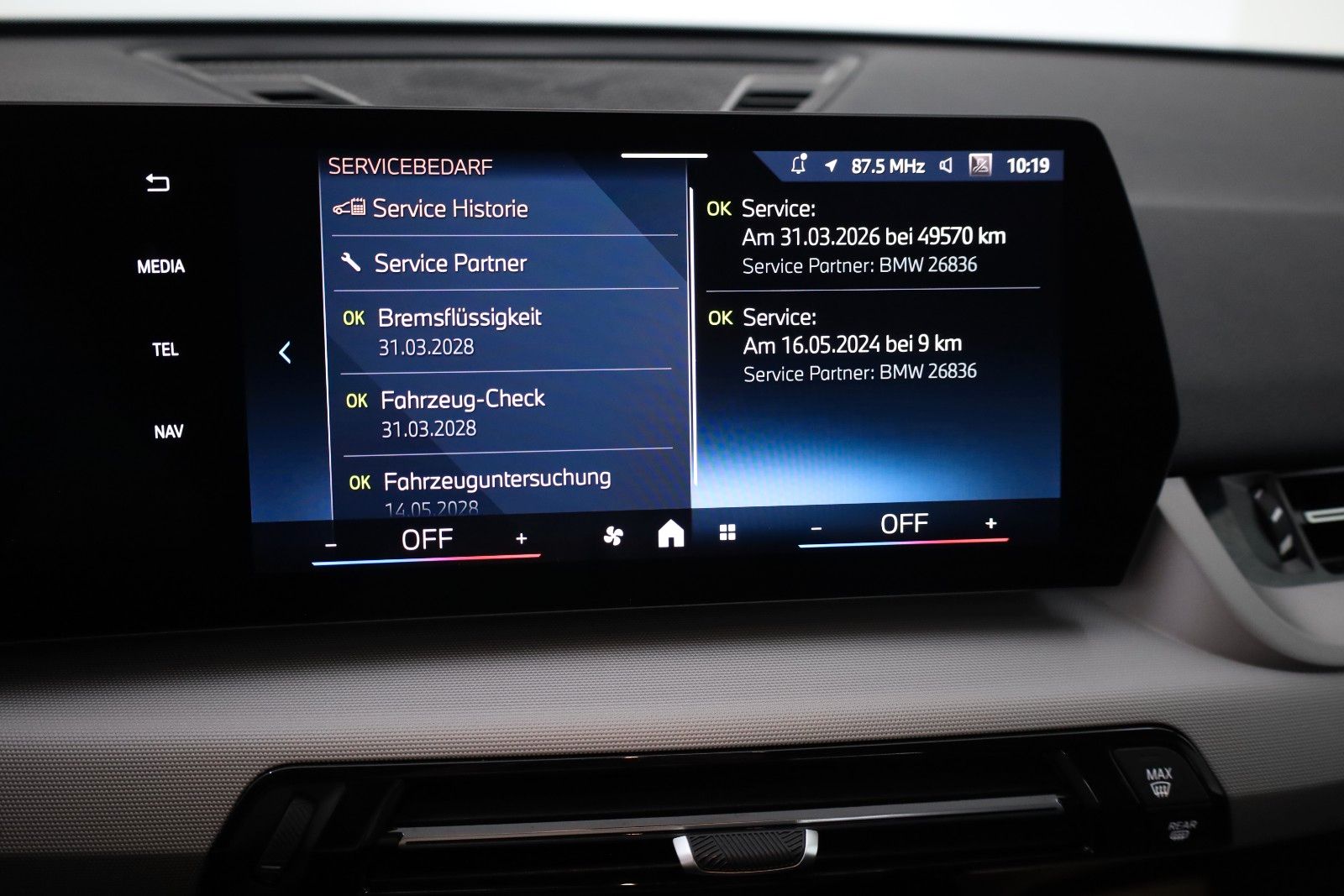 Fahrzeugabbildung BMW iX1 20 eDrive 68KWH Leder,Navi,LED,Parkassistent