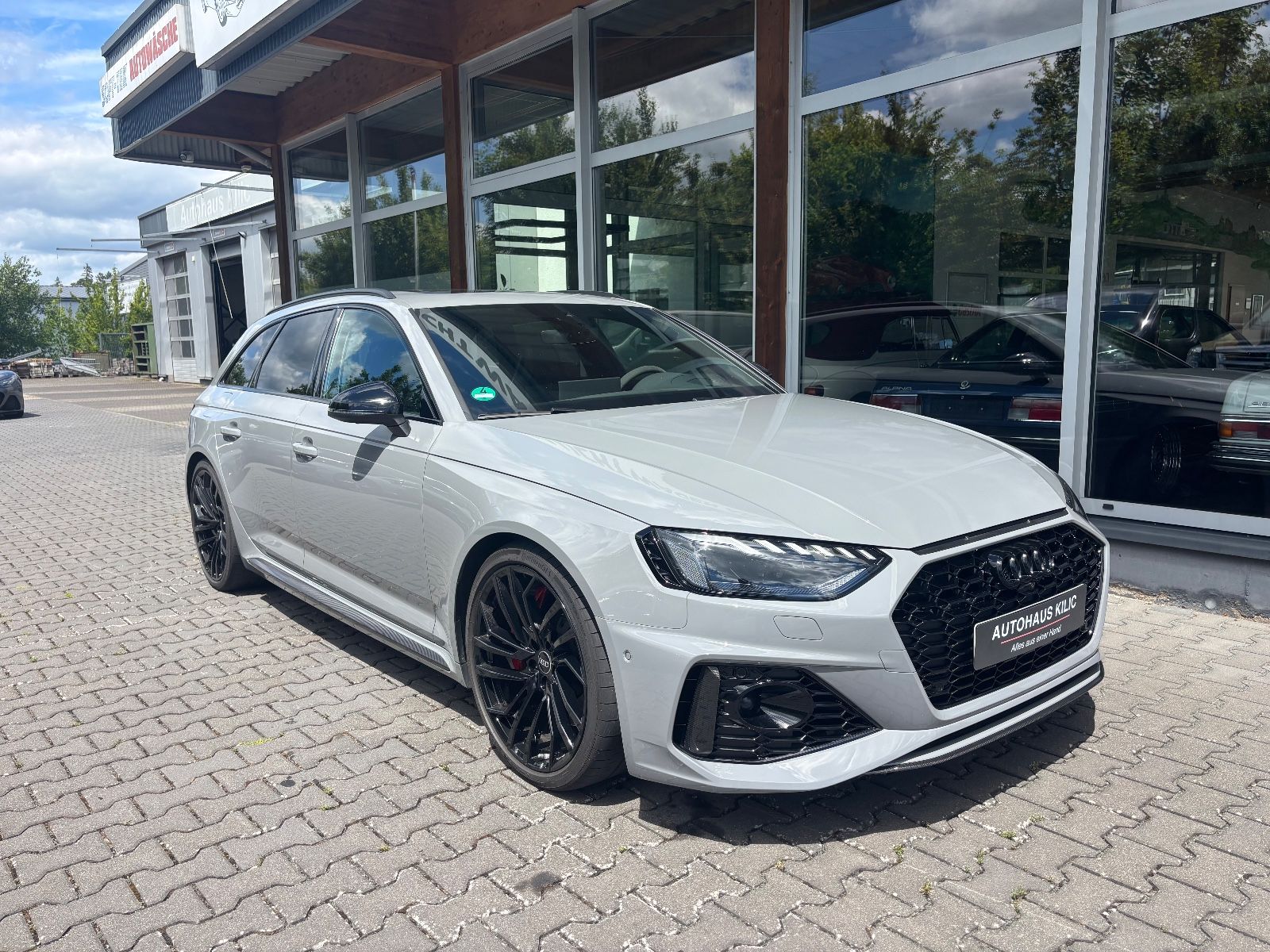 AUDI RS4 RS 4 Avant 2.9 TFSI Essentials Paket 280kmh
