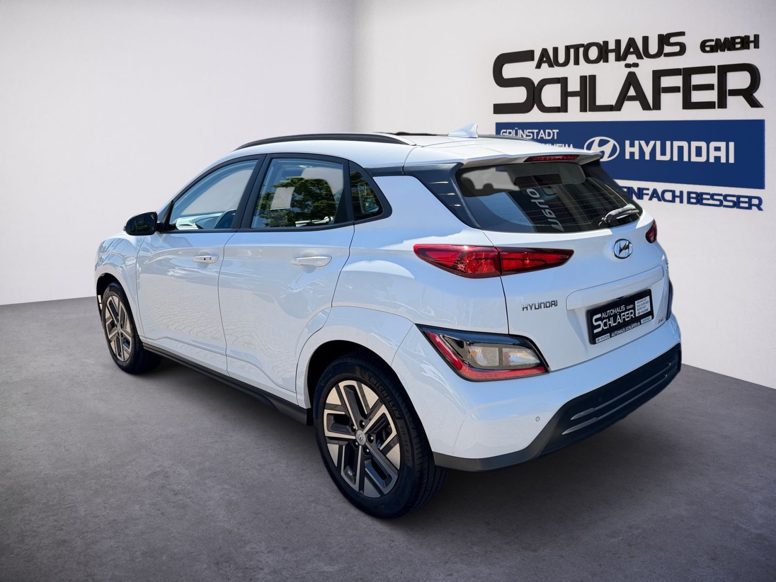 Fahrzeugabbildung Hyundai KONA Select Elektro 11 kW OBC Sitzheizung