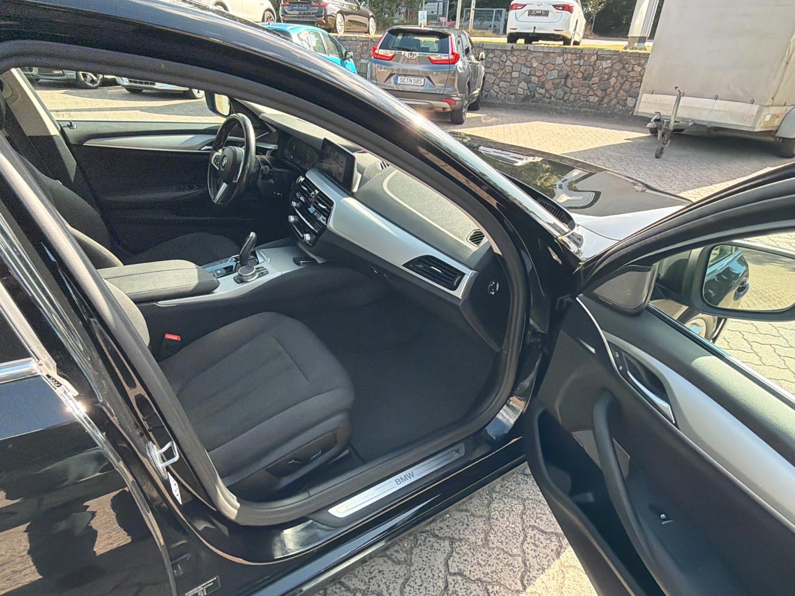 BMW 520 5 Touring 520 d xDrive, миниатюра 10