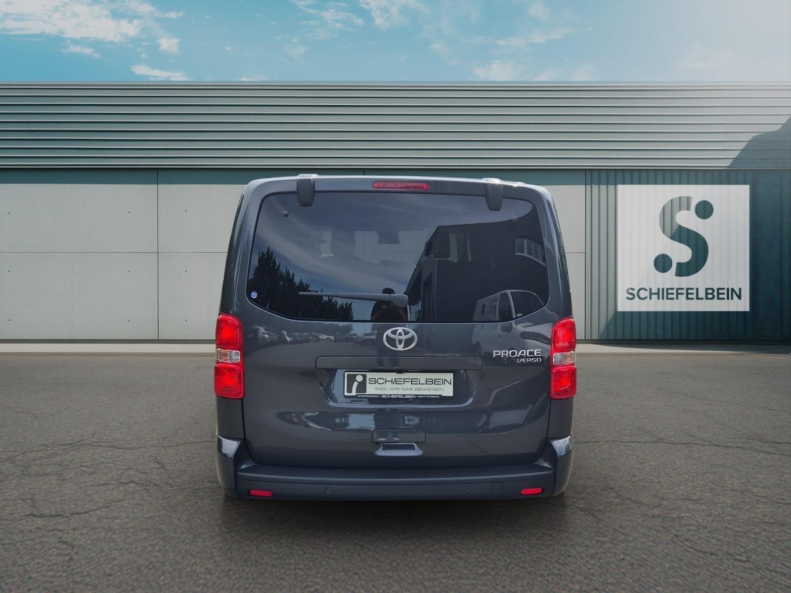 Toyota Proace Verso L2 2.2 Teamplayer Automatik