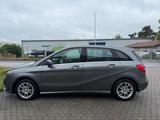 Mercedes-Benz 200 BlueEFFICIENCY Sports Tourer - Mercedes-Benz 200: Automatik
