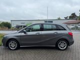Mercedes-Benz 200 BlueEFFICIENCY Sports Tourer - Mercedes-Benz 200 mit Benzin-Antrieb: Kombi