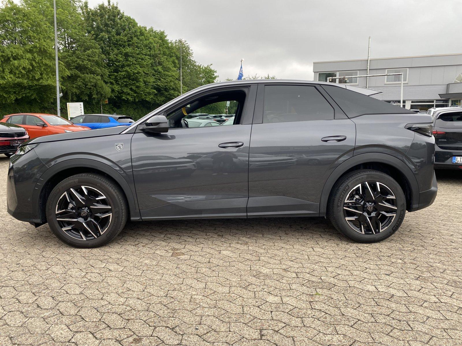 Peugeot 3008 GT Hybrid e-DSC  ACC/NAVI/SHZ+LHZ/PDC+360CA