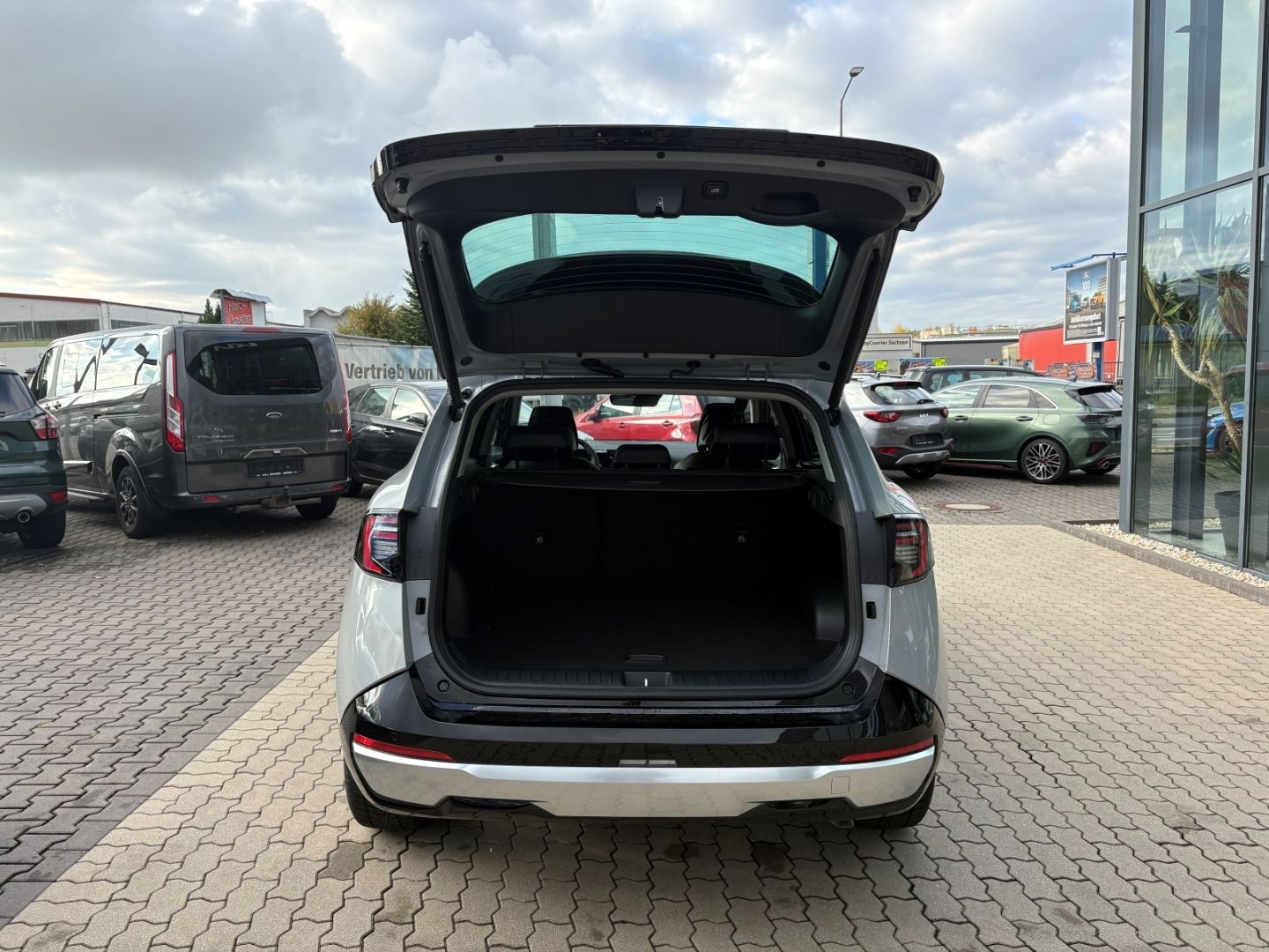 Fahrzeugabbildung Kia Sportage Spirit NotBremsAss TotWinkAss PDC v&h