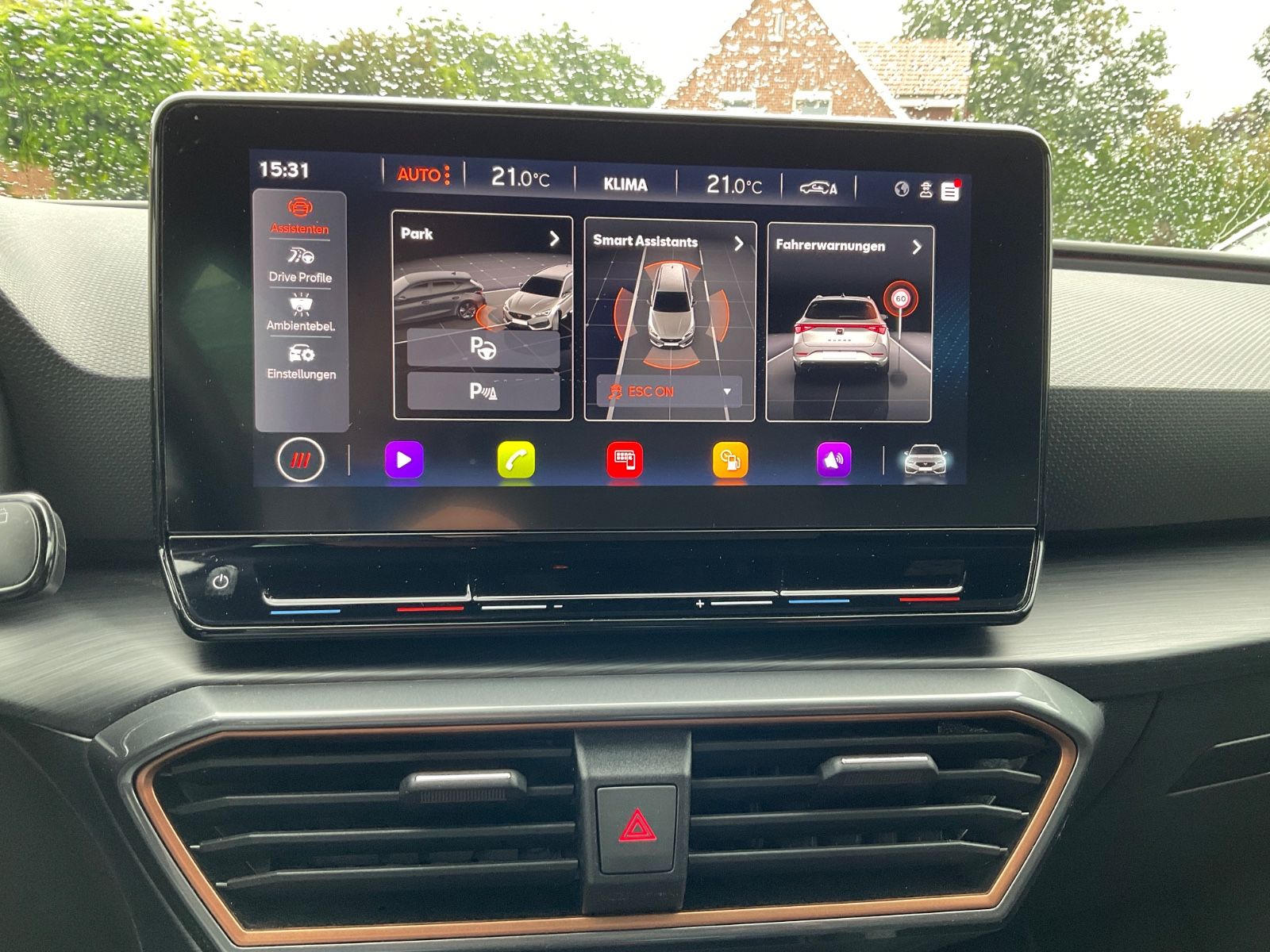 Fahrzeugabbildung CUPRA Leon Sportstourer 1.5 eTSI DSG,Kamera,18,LED