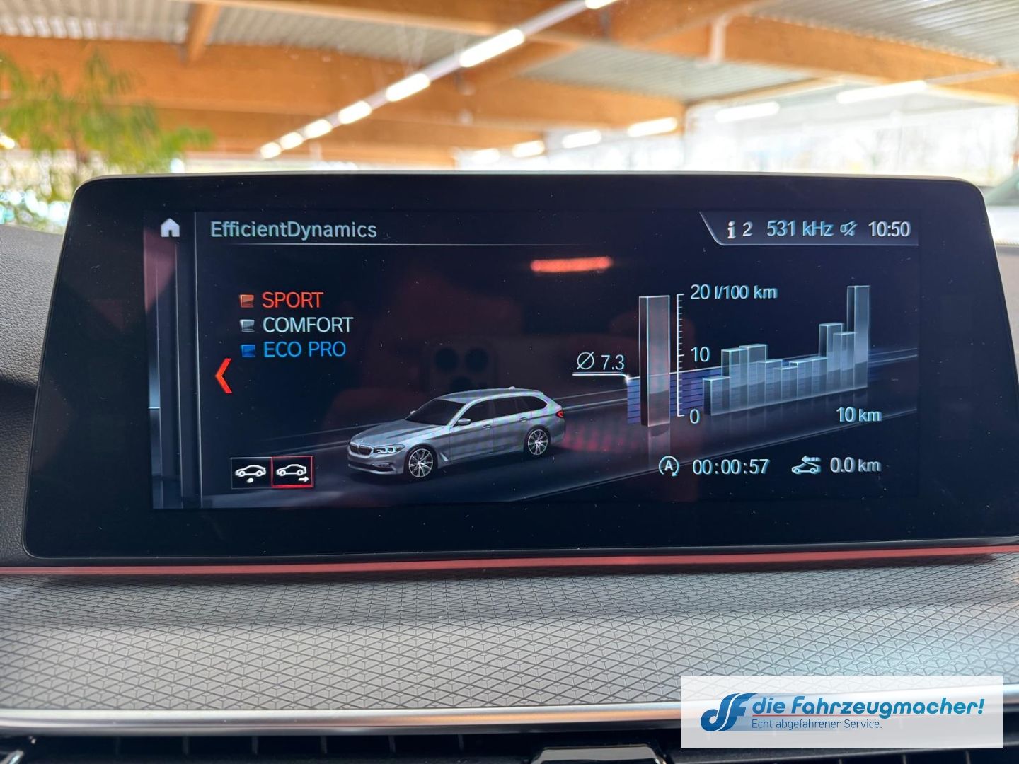 Fahrzeugabbildung BMW 520 d xDrive M Sport Touring Park-Assistent Spor