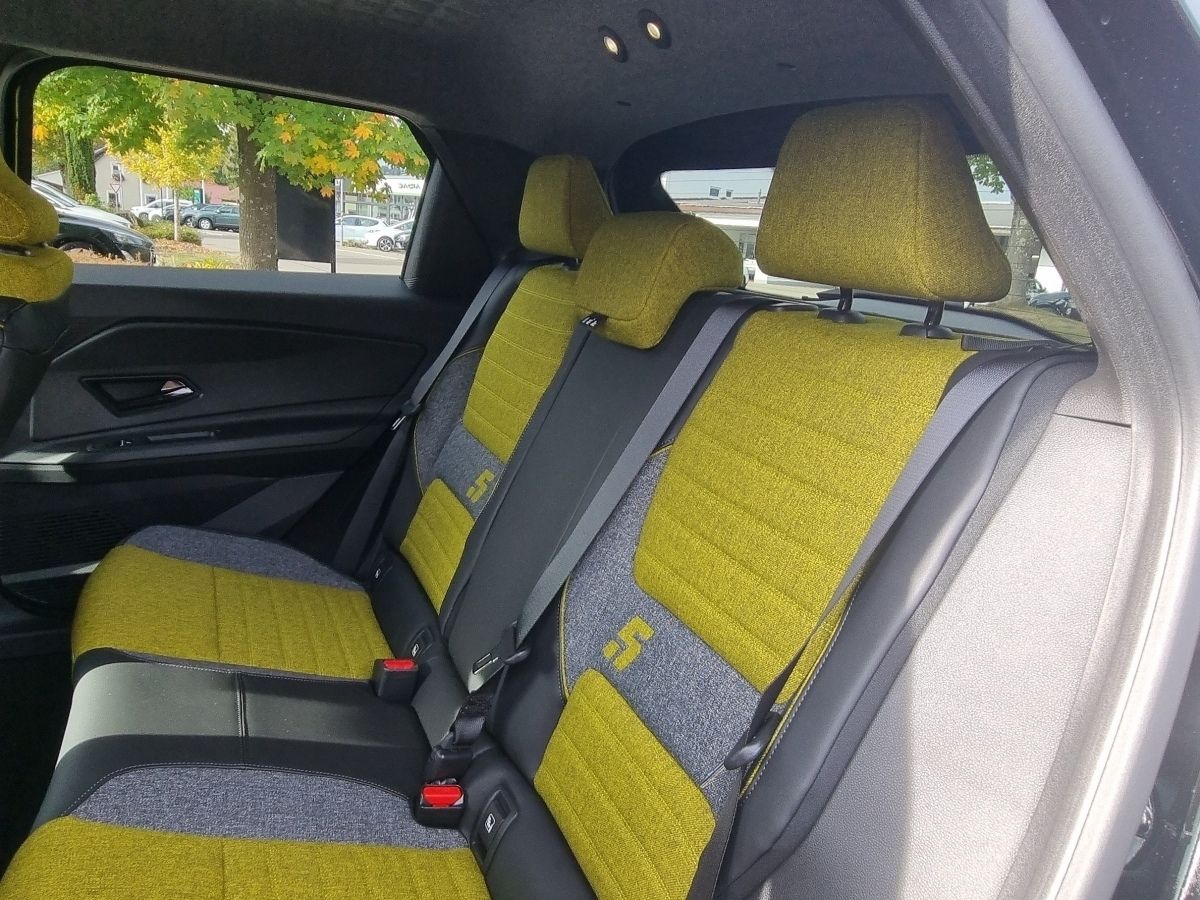 Fahrzeugabbildung Renault R 5 E-Tech elektrisch Iconic 150 Comfort Range