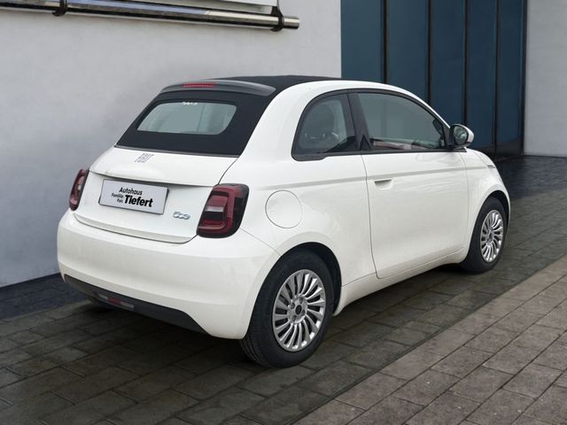 500e 42kWh Cabrio