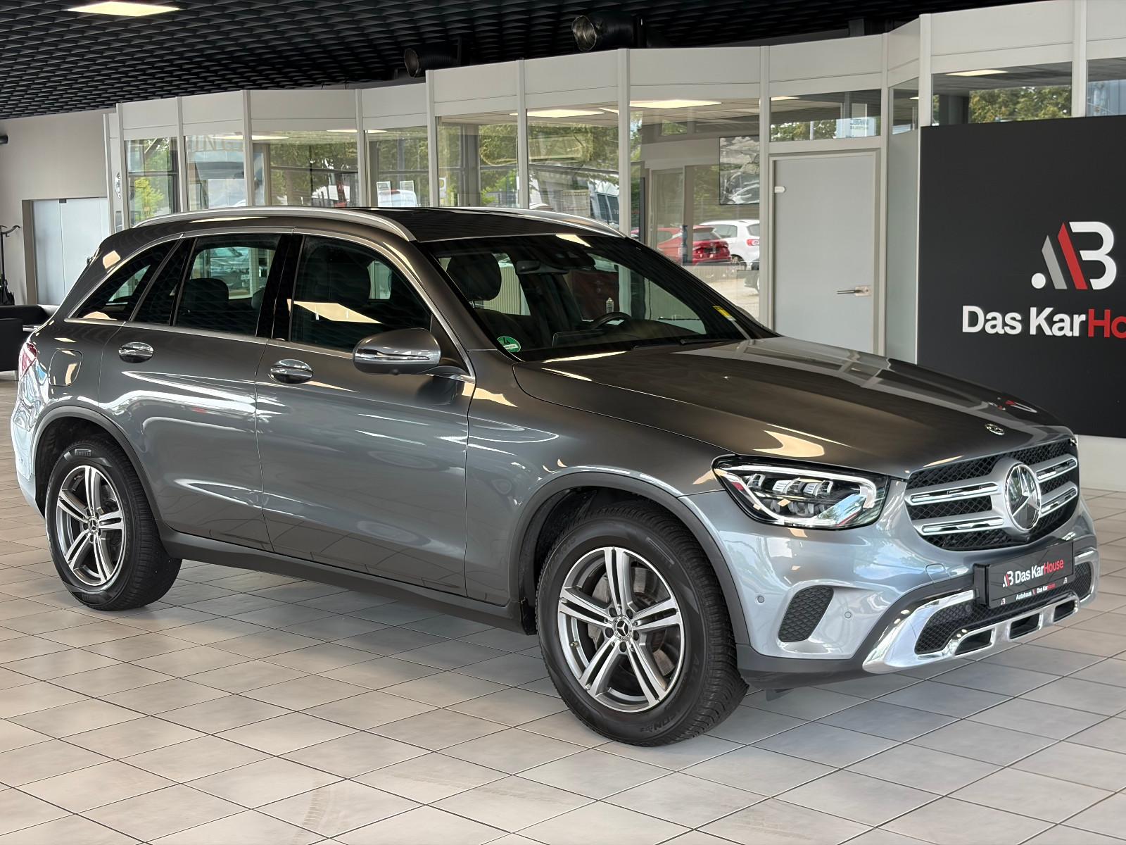 Mercedes-Benz GLC 220 d 4Matic · LED · Distronic · Kam · MBUX