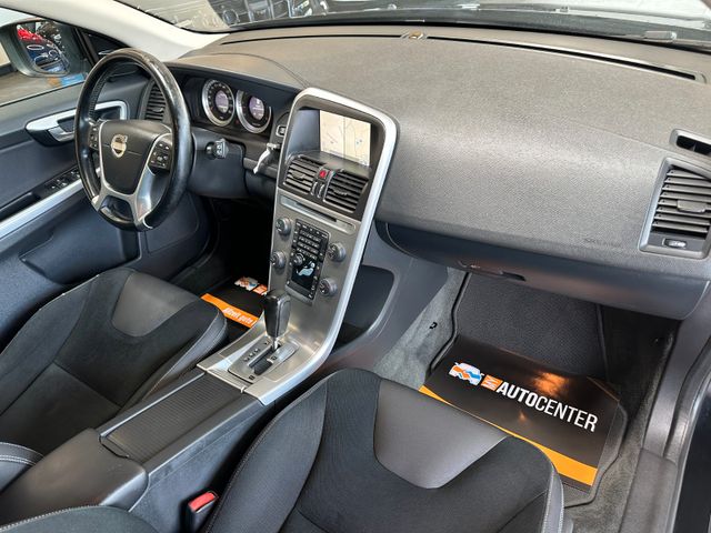 Volvo XC60 Momentum AWD *Xenon*Leder*