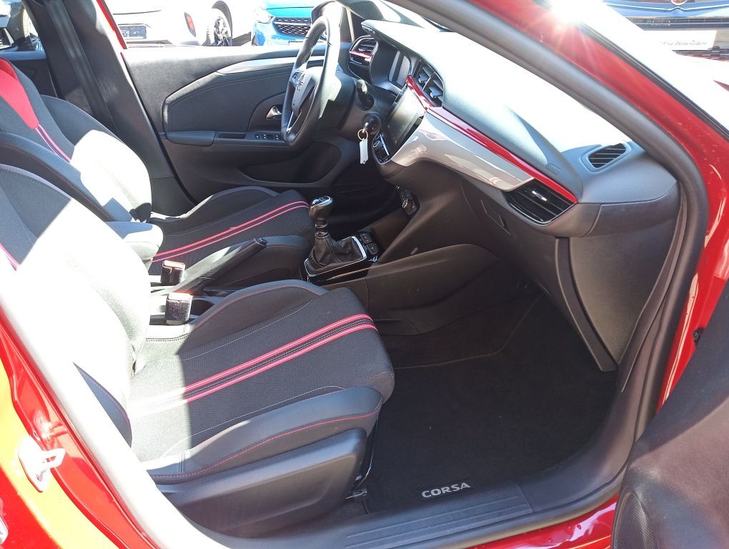 Fahrzeugabbildung Opel Corsa 1.2 Turbo GS+Allwetter+Lenkradheiz