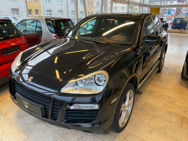 Porsche Cayenne Turbo/Navi/Xen./AHK/SHZ/S.Dach/PDC/