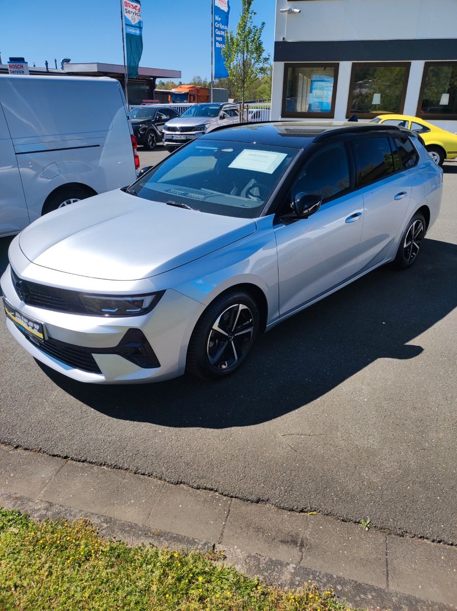 Opel Astra L Sports Tourer GS