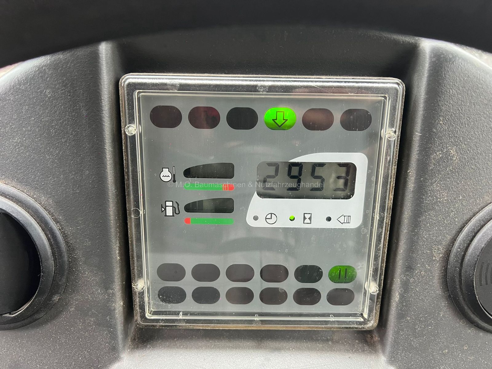 Fahrzeugabbildung Liebherr L 524 Radlader / AC / Klappschaufel