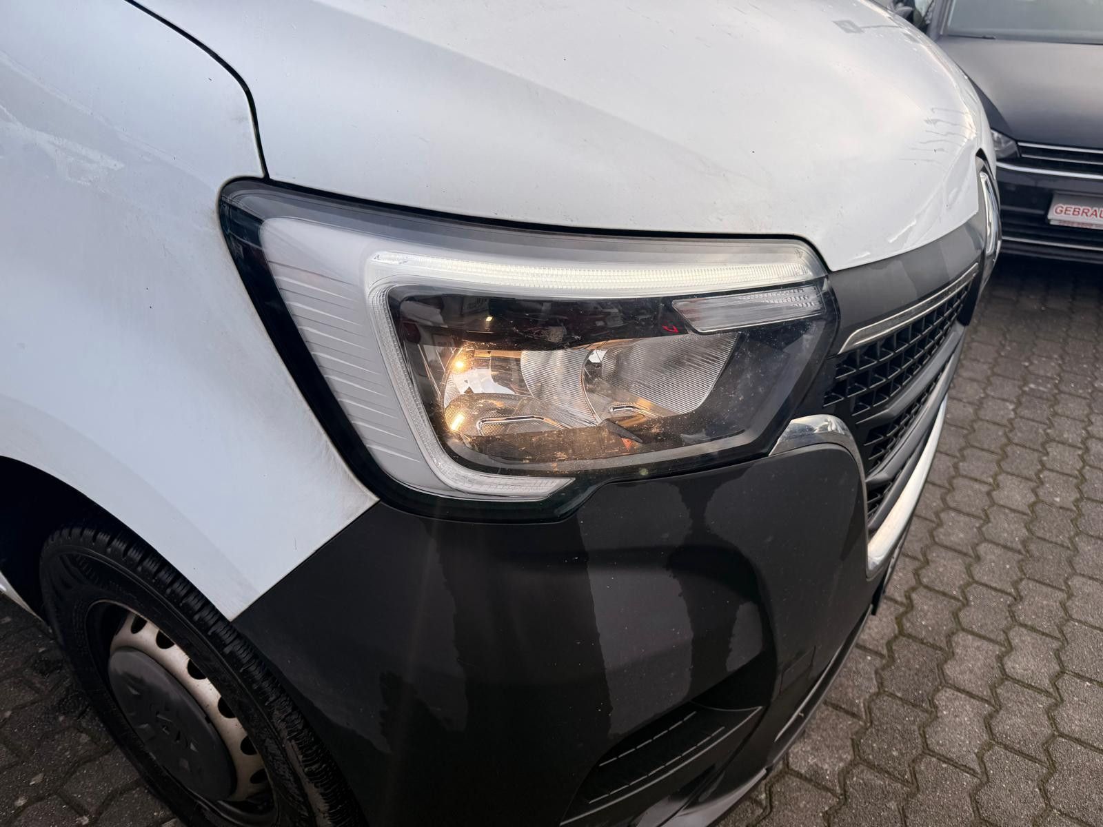 Fahrzeugabbildung Renault Master III Kasten L1H2 HKa 3,5t /KLIMA/TEMPOMAT