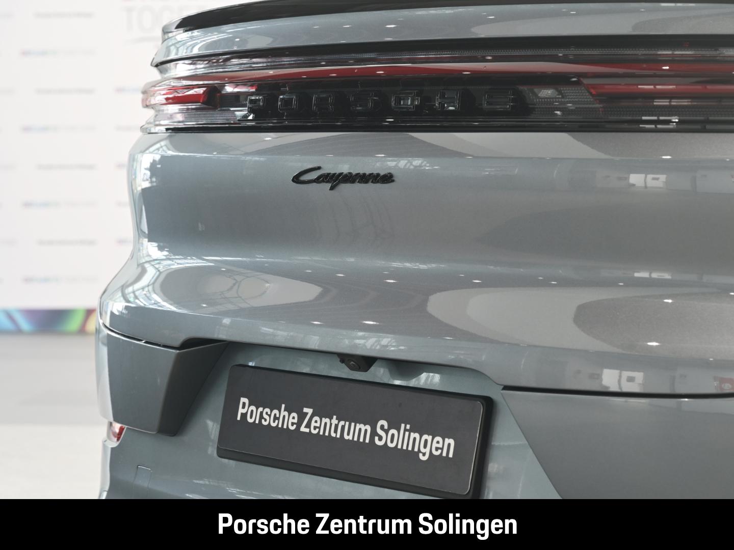 Porsche Cayenne E-Hybrid Coupe Black Edition 22'' AHK He