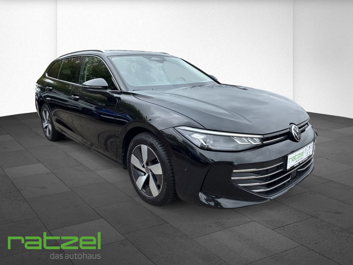 Fahrzeugabbildung Volkswagen Passat Variant 2.0 TDI DSG BUSINESS Navi Kamera