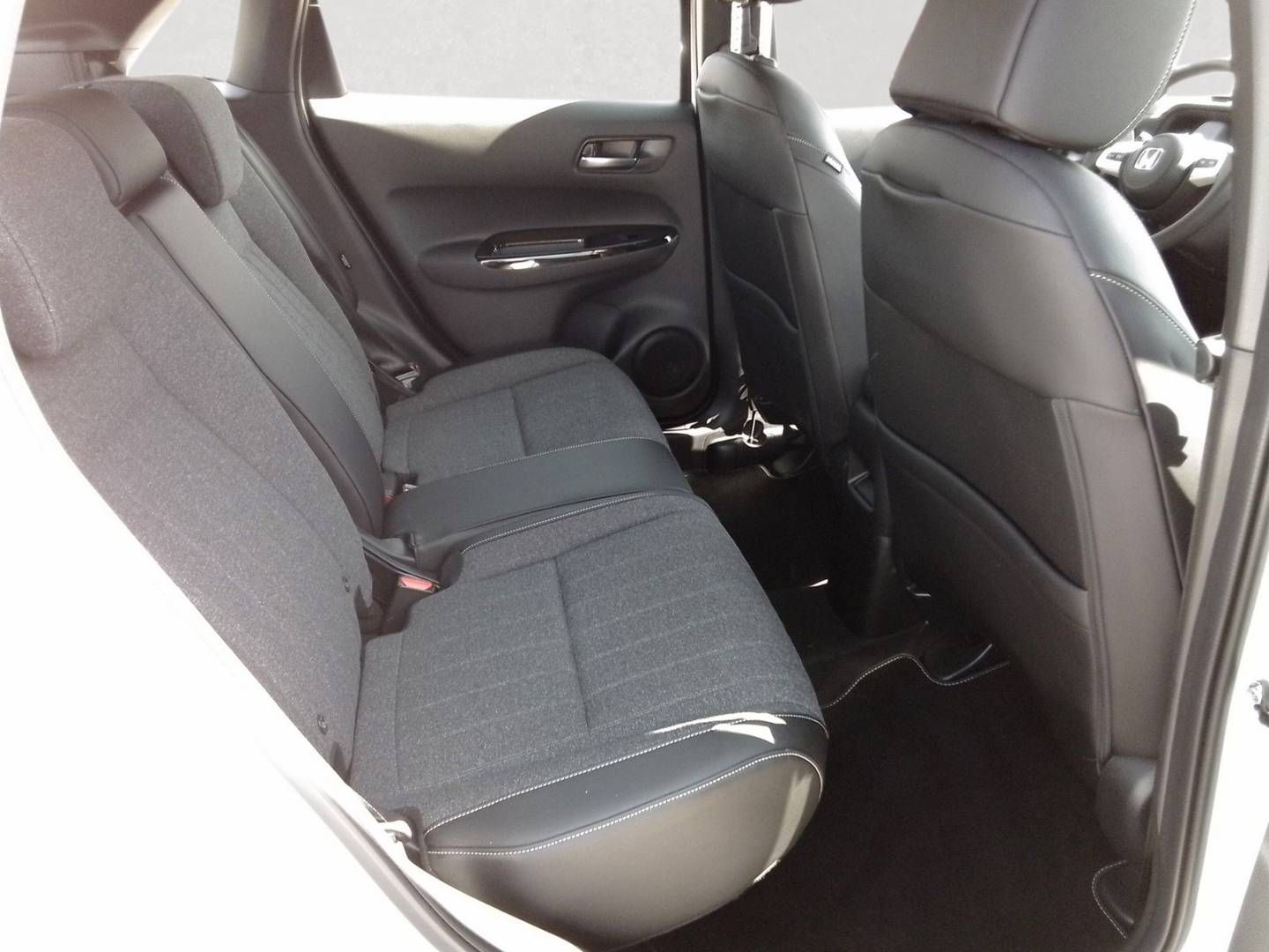 Fahrzeugabbildung Honda Jazz Hybrid 1.5 e CVT Elegance