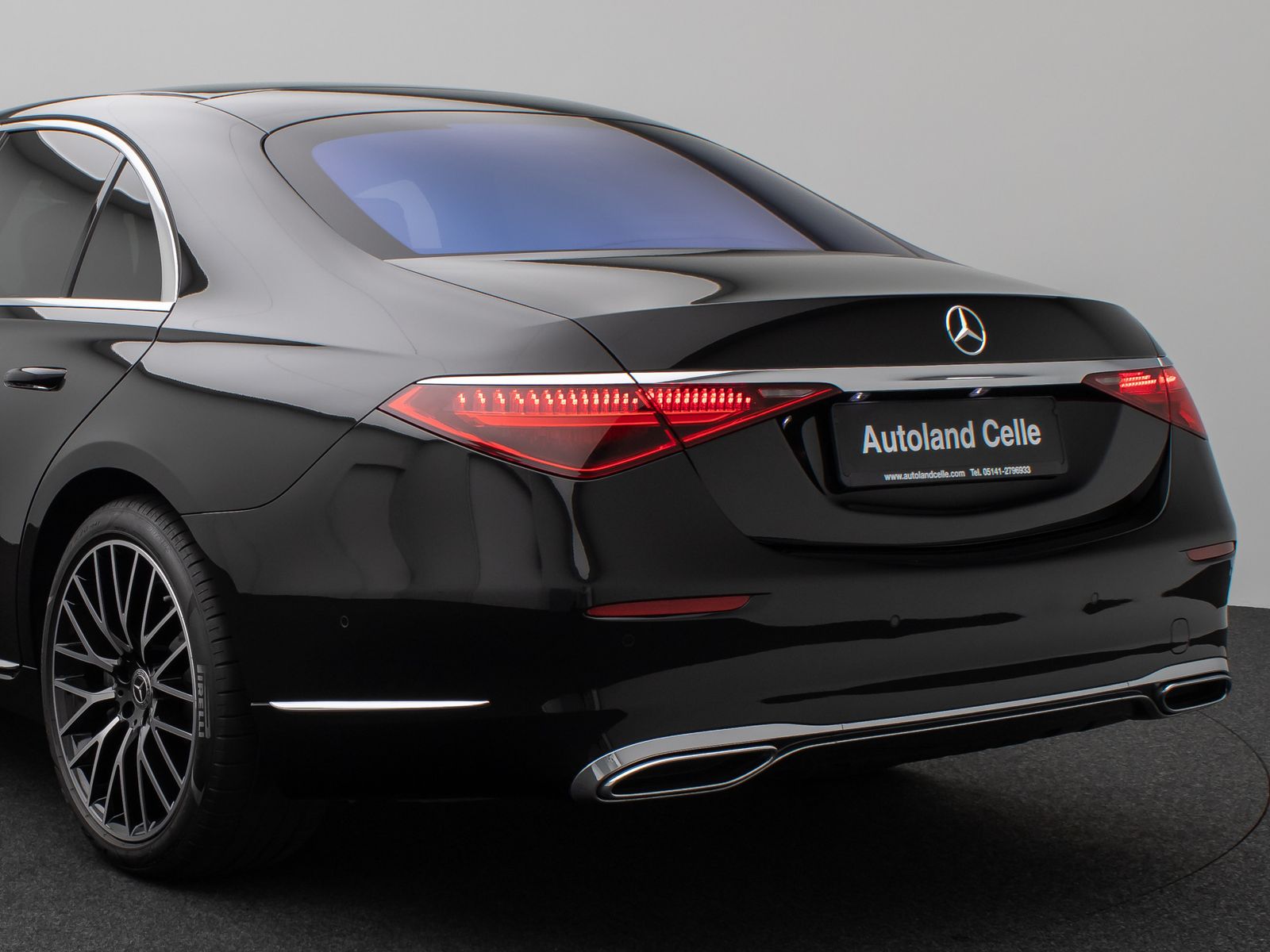 Fahrzeugabbildung Mercedes-Benz S 400d 4Matic HUD DAB 360° 9G-Tronic MBUX Ent.+