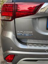 Mitsubishi Plug-in Hybrid Outlander - Mitsubishi Plug-in Hybrid Outlander von privat