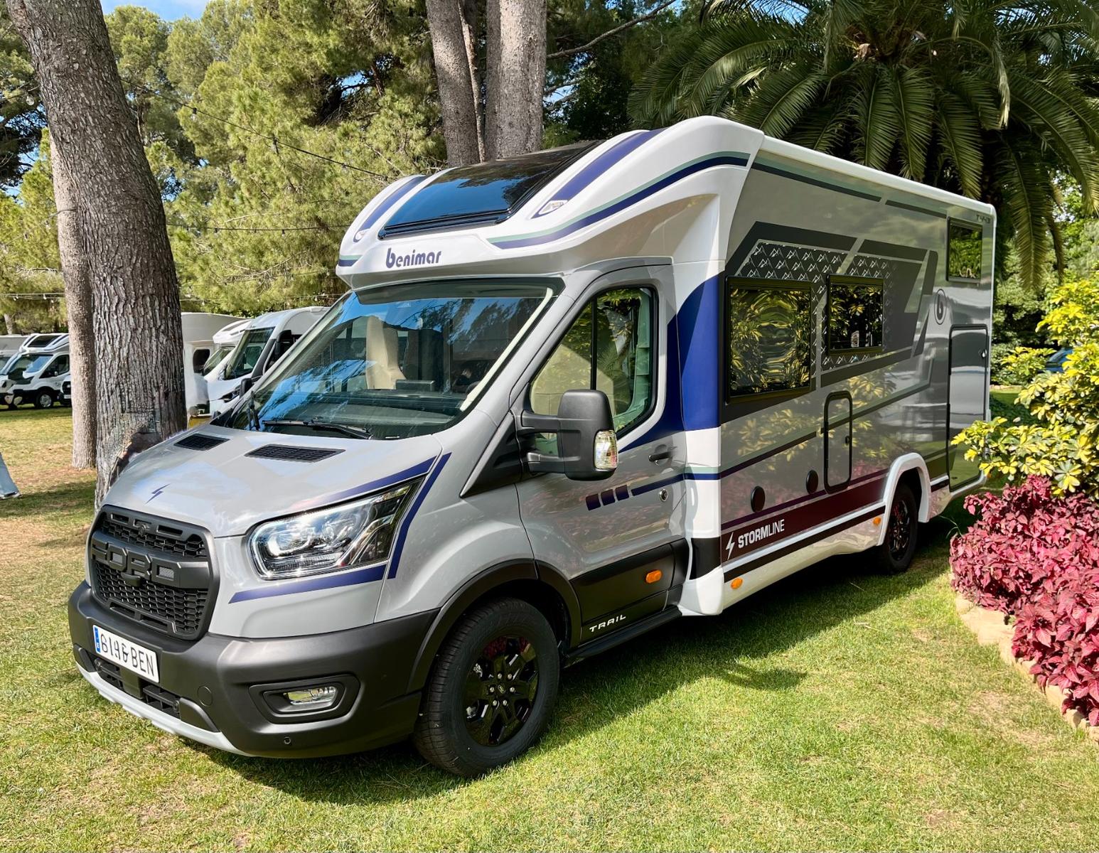 Benimar Tessoro 483 Northautokapp STORMLINE Markise