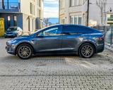 Tesla Model X 100D - free premium connectivity  - Tesla: X