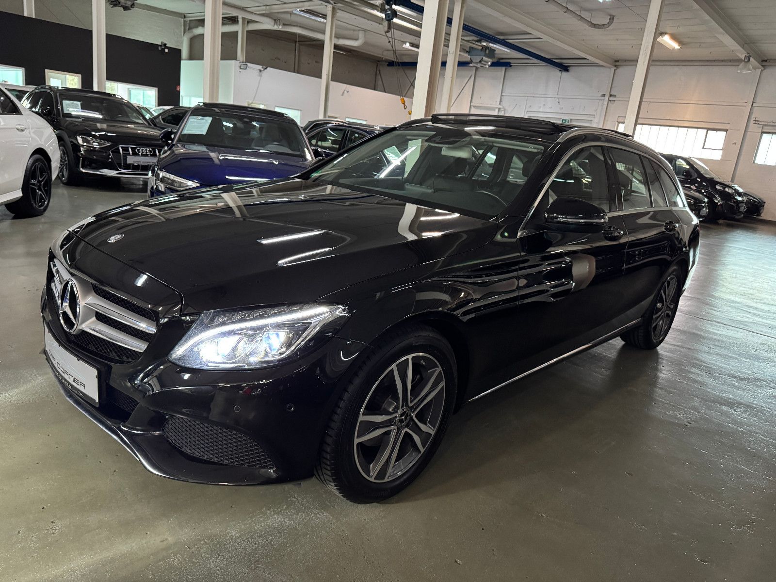 Fahrzeugabbildung Mercedes-Benz C 180 T CGI 9GT 2X AVANTGARDE PANO ILS NAVI AHK