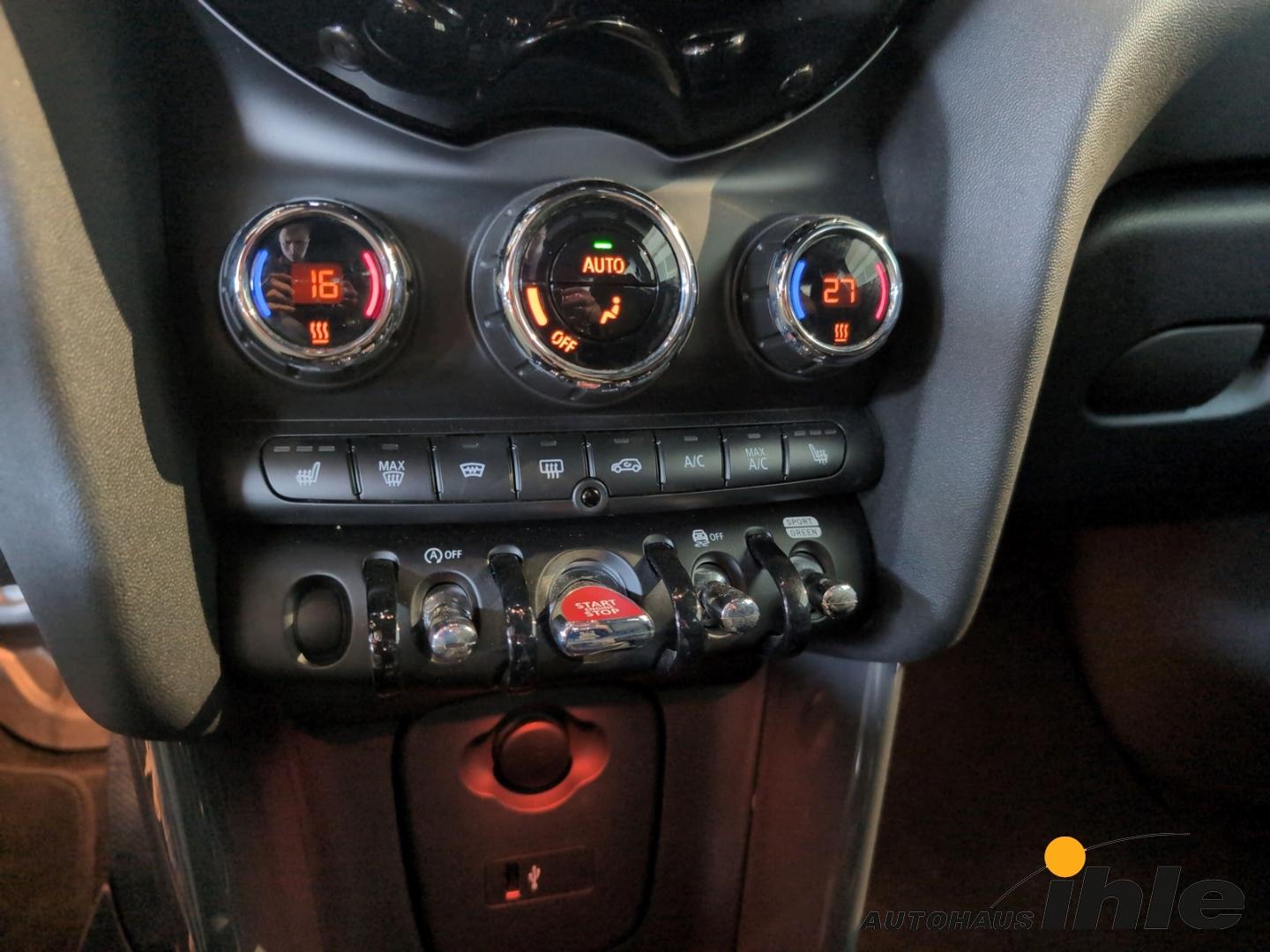 MINI Cooper 1,5 BLUETOOTH+AMBIENTEBELEU.+SPORTSITZE
