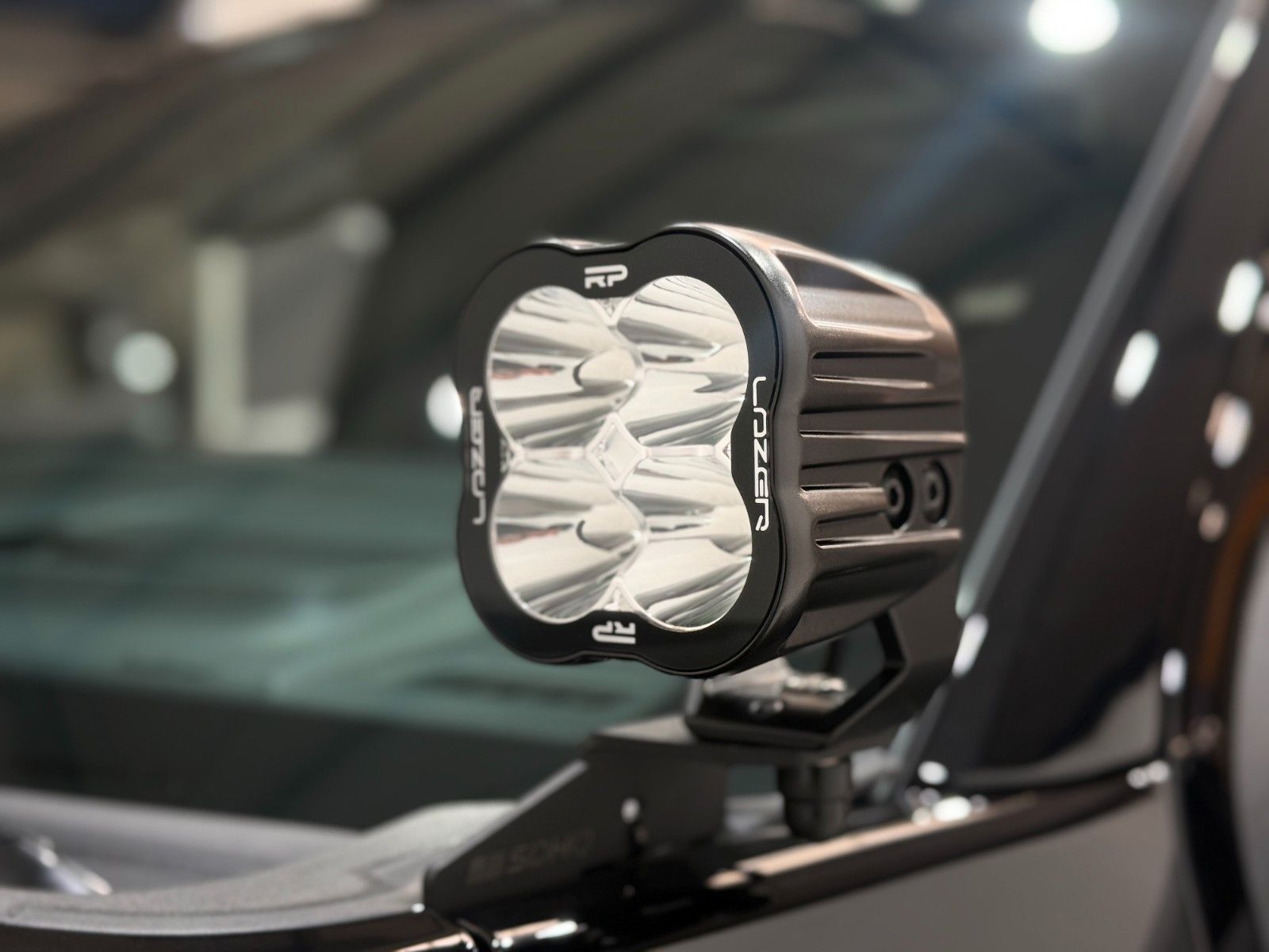 Fahrzeugabbildung Ford F-150 Lariat 5.0L V8  5,5" Black RTR Ed.