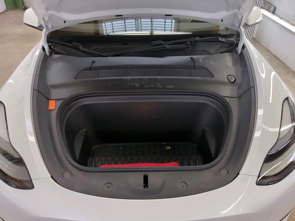 Tesla Model Y RWD | 8-Fach foto 9
