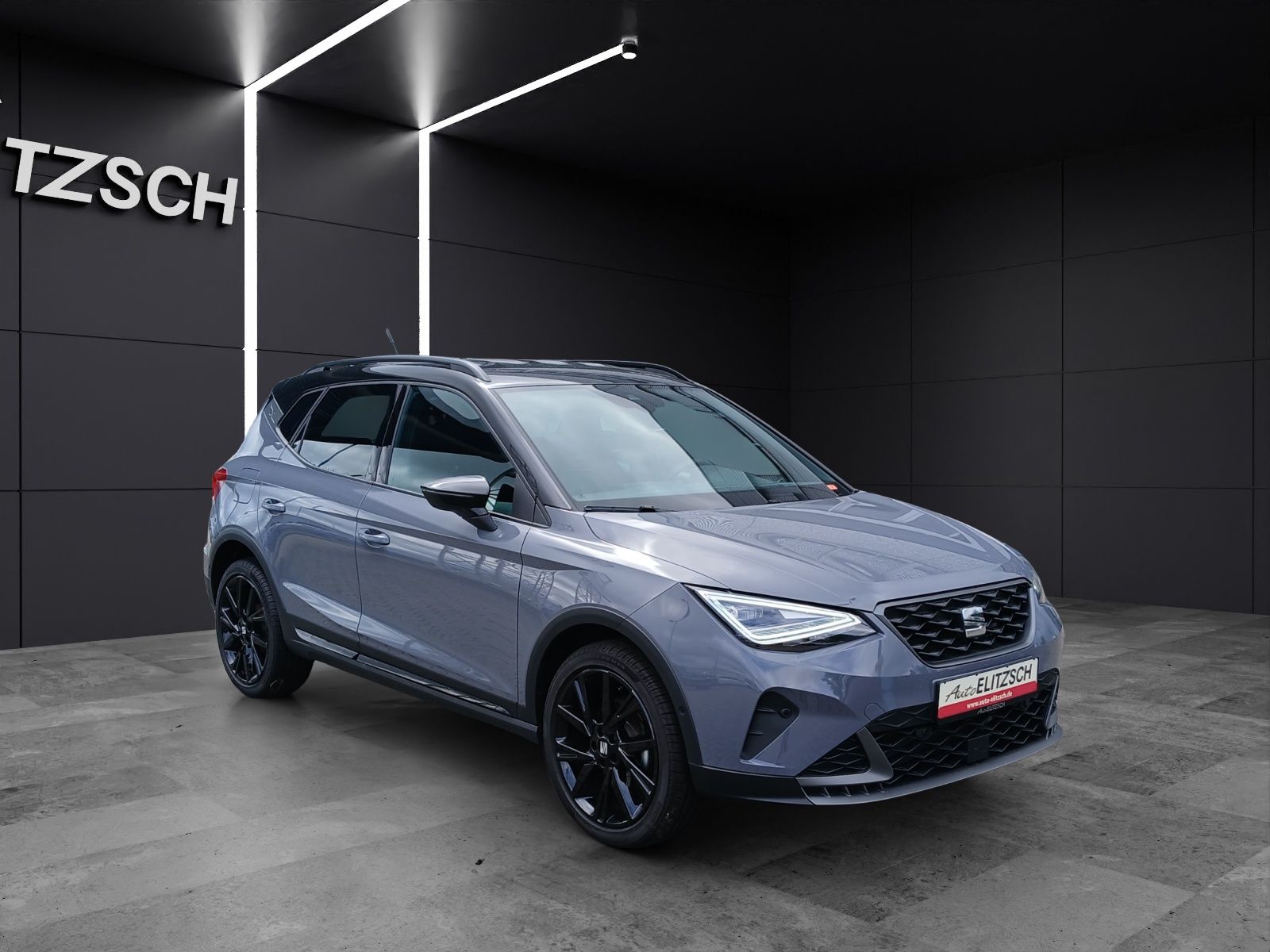Fahrzeugabbildung SEAT Arona TSI FR Black Edition DSG LED Navi AID ACC