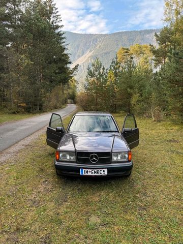 Mercedes-Benz Mercedes 190E