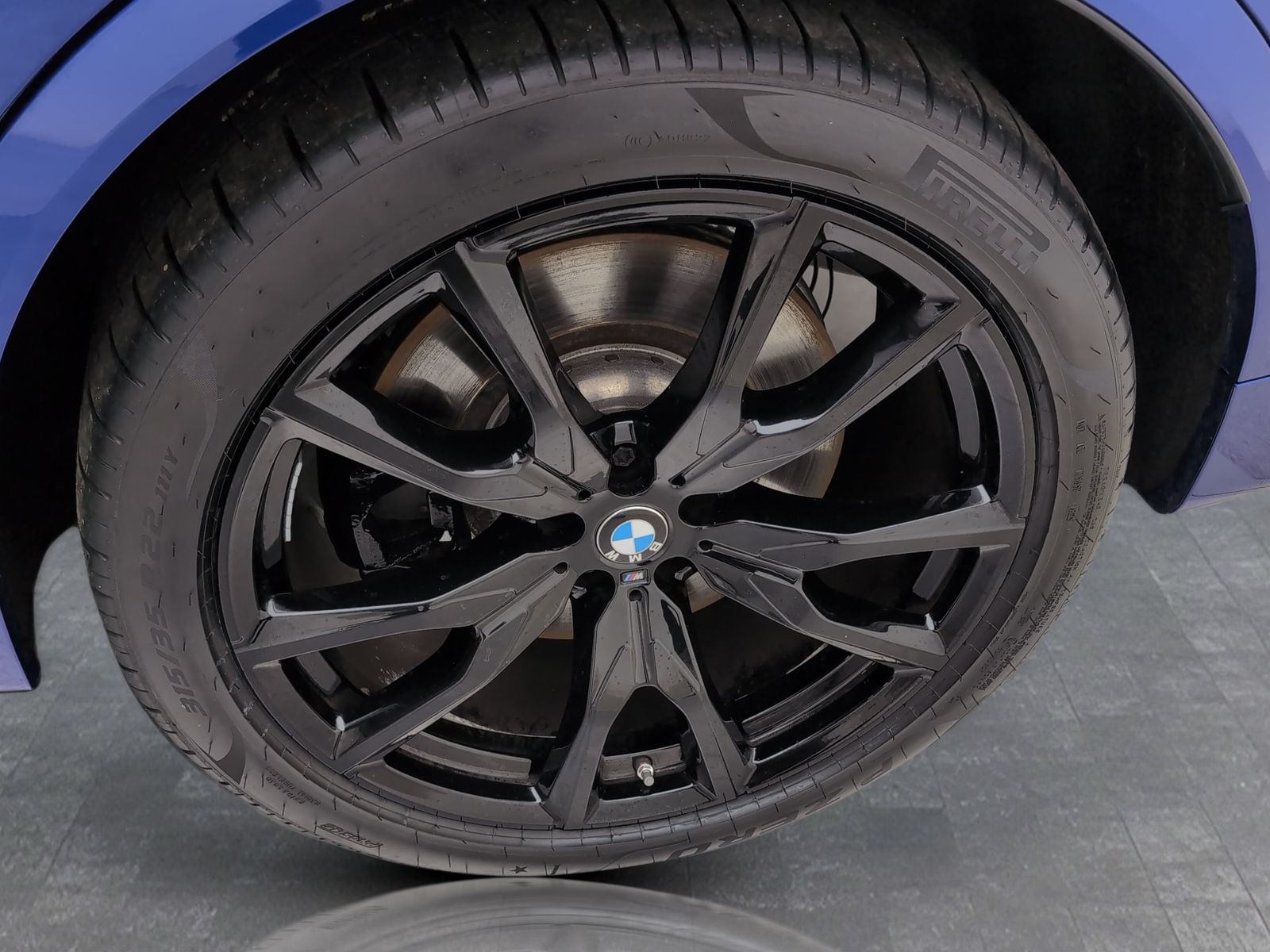 BMW X7 M60 - Bild 17