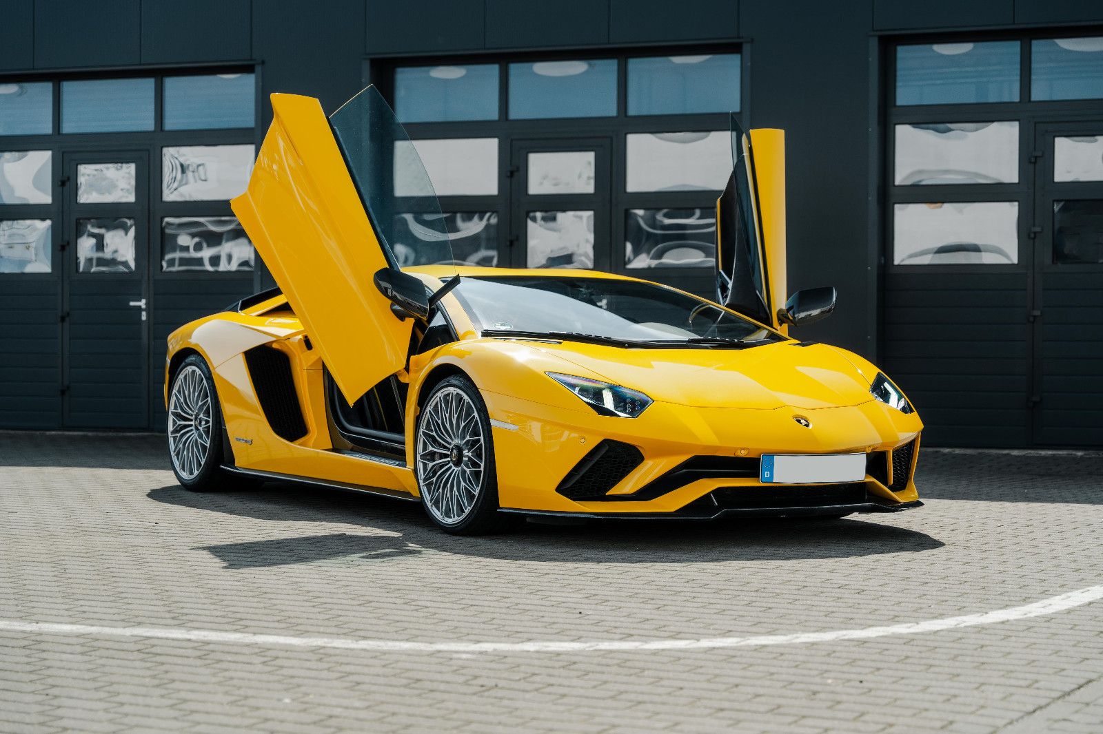 Fahrzeugabbildung Lamborghini Aventador S VOLL..VOLL*INSP NEU*MIETKAUF mögl.