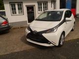 Toyota Aygo AYGO x-play touch Klimaanlage/rückfahrkamer - Toyota: Limousine, Aygo