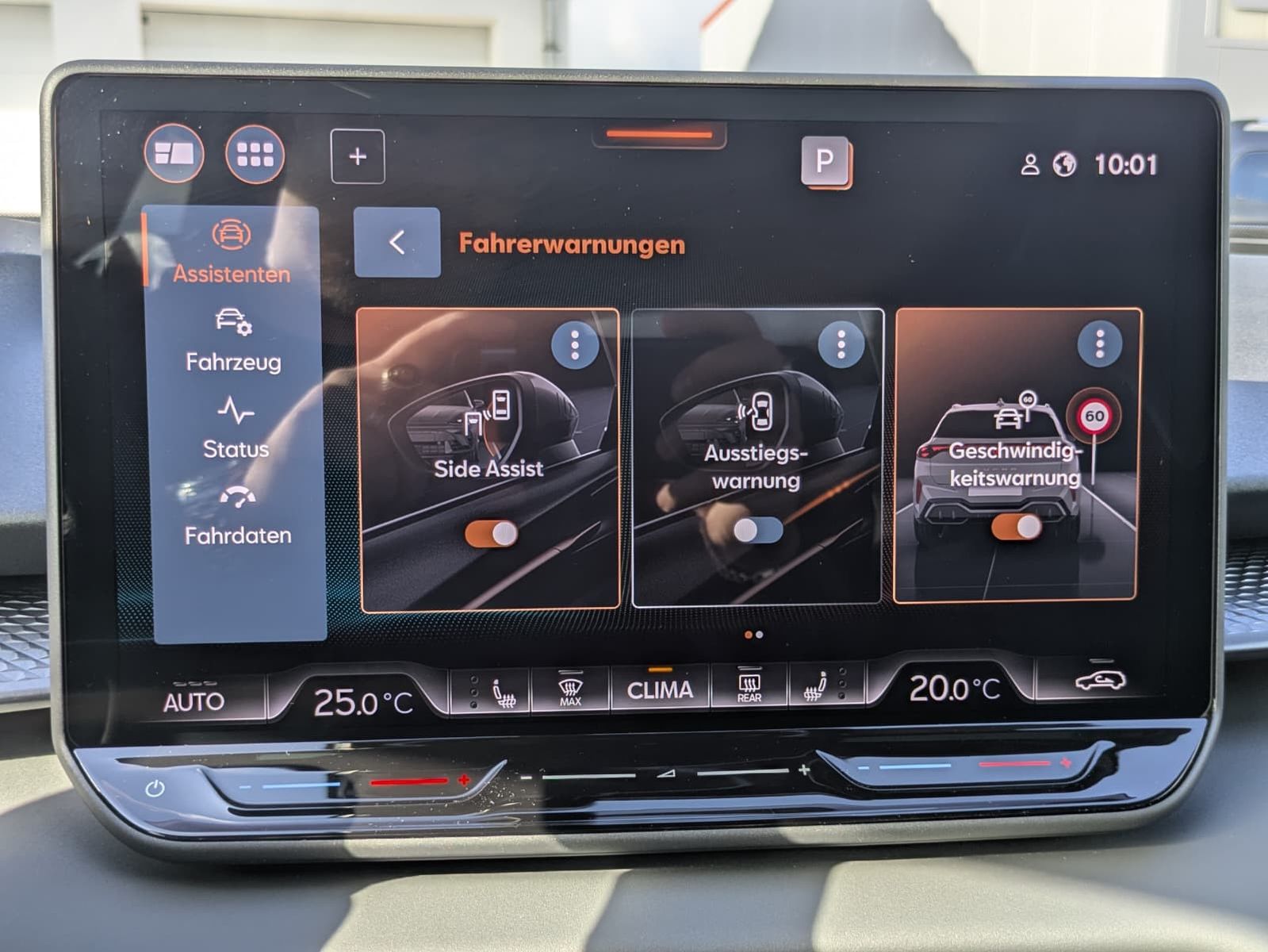 Fahrzeugabbildung CUPRA Terramar 2.0 TSI 4D VZ HUD*MATRIX*PANO*DCC*20"