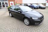 Skoda Octavia Combi Elegance 140PS TSI - AHK/Xenon/... - Skoda Octavia: Ps
