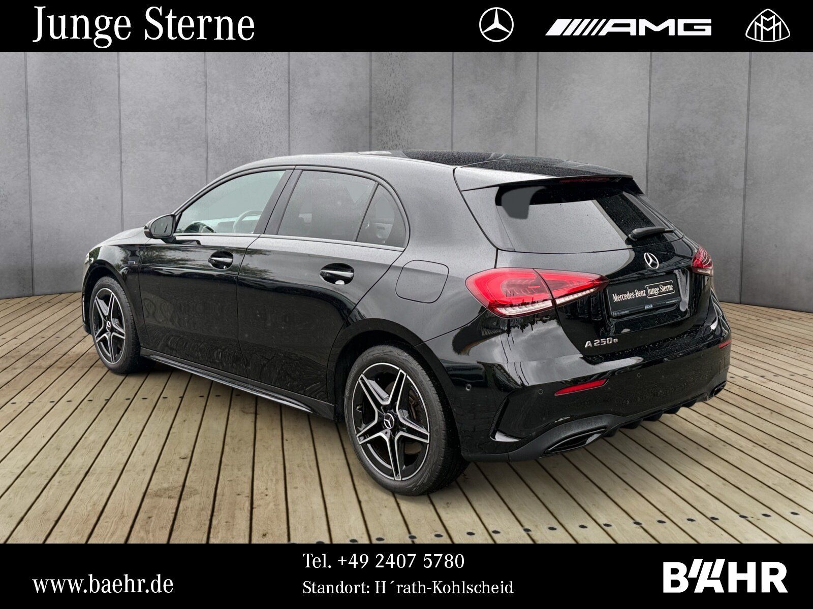 Mercedes-Benz A 250 e AMG Night MBUX LED Pano Parktronic 17 foto 3