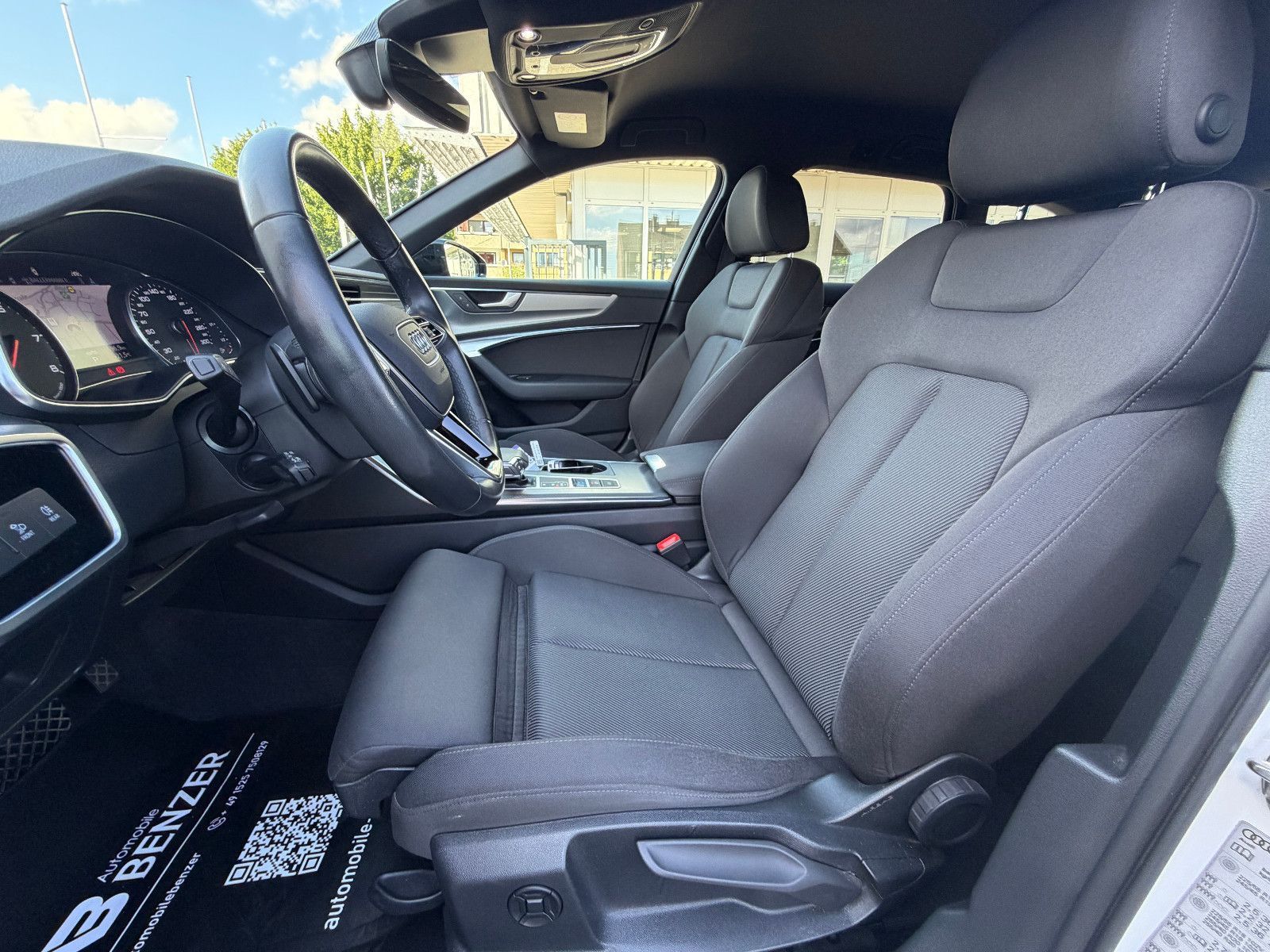 Fahrzeugabbildung Audi A6 Avant 55 TFSI quattro/SPORT/S-LINE/