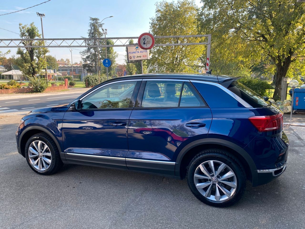 Volkswagen T-Roc 1.5 TSI ACT DSG Style BlueMotio imagem 3