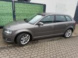 Audi A3 2.0 TDI (DPF) Attraction Sportback Attraction - Audi A3: Sportback Dpf