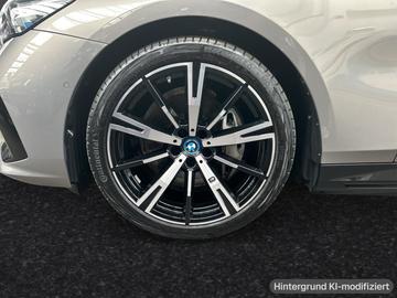 2024 BMW I5 — фото 5