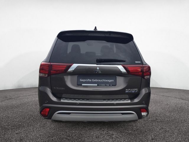 Outlander 2.4 PHEV Intro Edition 4WD SHZ AHK LED