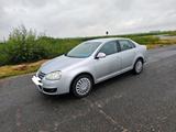 Volkswagen Jetta 1KM Modell 11.2005 - gebrauchte VW Jetta aus dem Jahr 2005