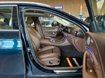 Mercedes-Benz E 350 *BURMESTER*KEYLES*PANO*AHK*ACC*StandHZ*