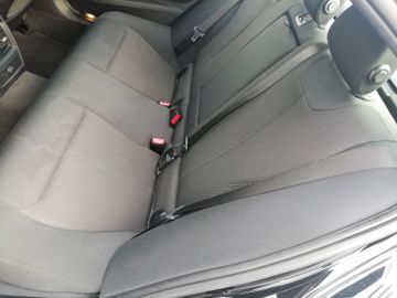 BMW 318 - 12