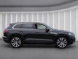 Volkswagen Touareg R-LINE 4Mot*AHK Luftfed Sitzbelüft Leder - gebrauchte VW Touareg aus dem Jahr 2018