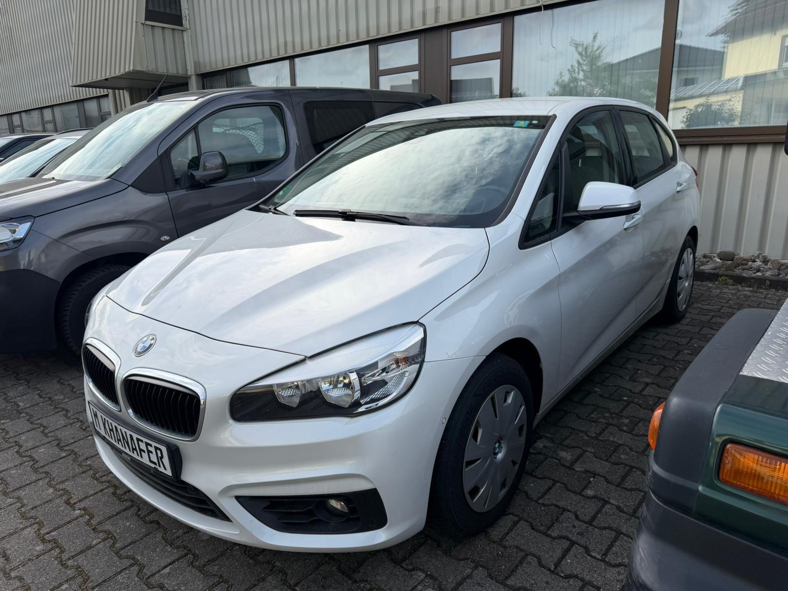 BMW 218 2 Active Tourer 218 I Advantage""Juli/27""